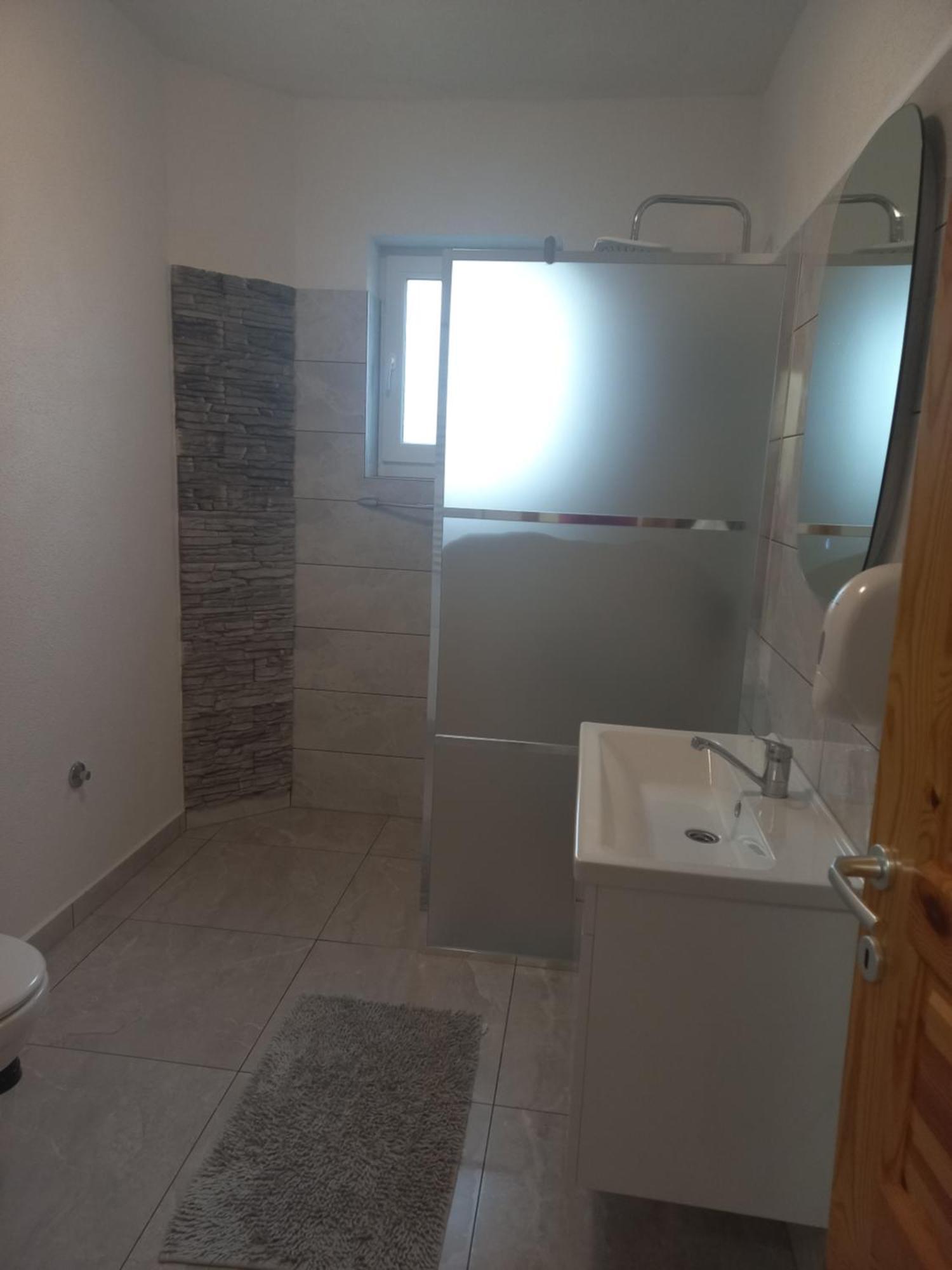 Lavanda Farm Apartmani Rakovica Eksteriør bilde
