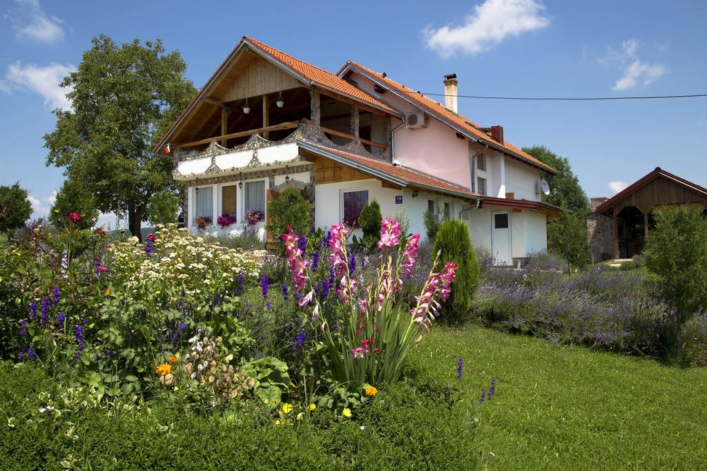 Lavanda Farm Apartmani Rakovica Rom bilde