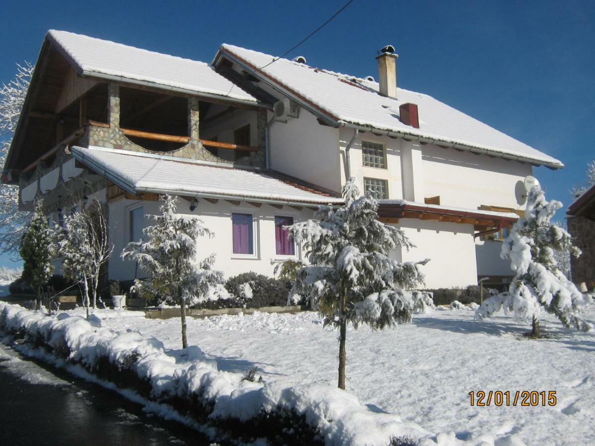 Lavanda Farm Apartmani Rakovica Eksteriør bilde
